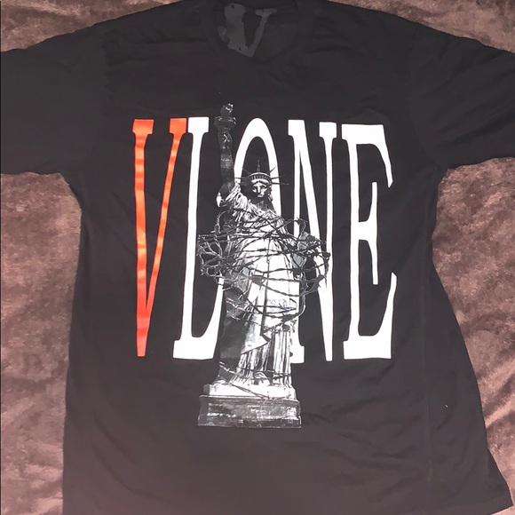 VLONE | Shirts | Vlone T Shirt Statue 